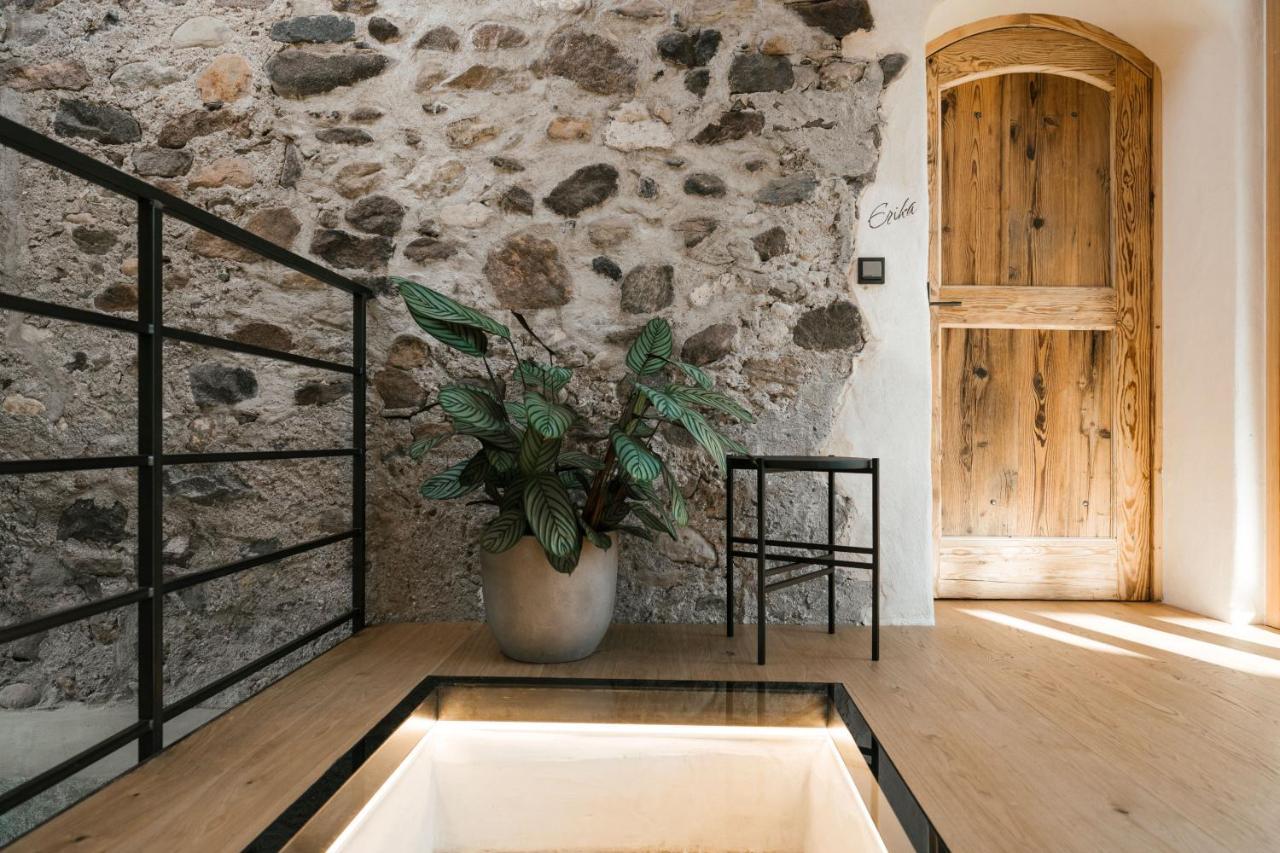 St. Vigilius Modern Historic Apartments Nalles Ngoại thất bức ảnh