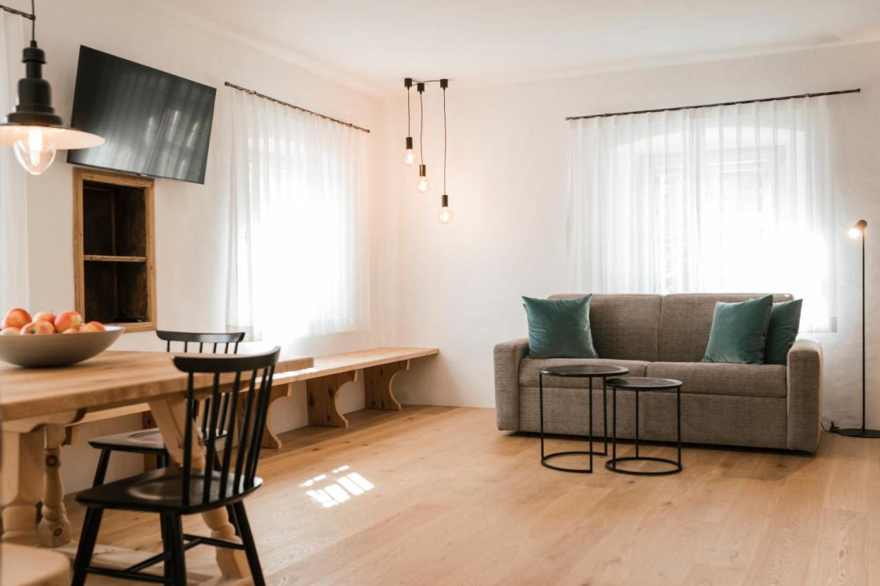 St. Vigilius Modern Historic Apartments Nalles Ngoại thất bức ảnh