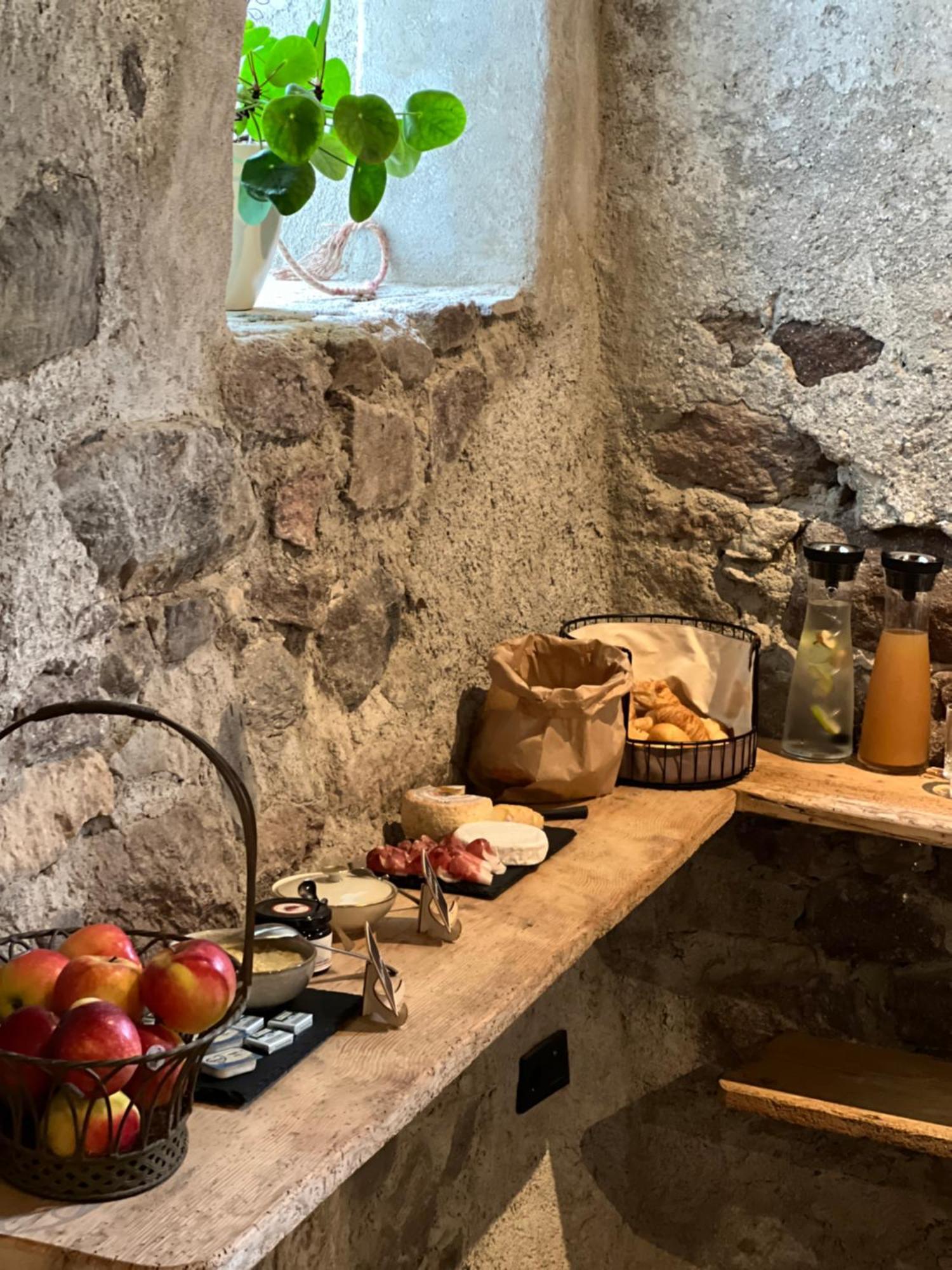 St. Vigilius Modern Historic Apartments Nalles Ngoại thất bức ảnh